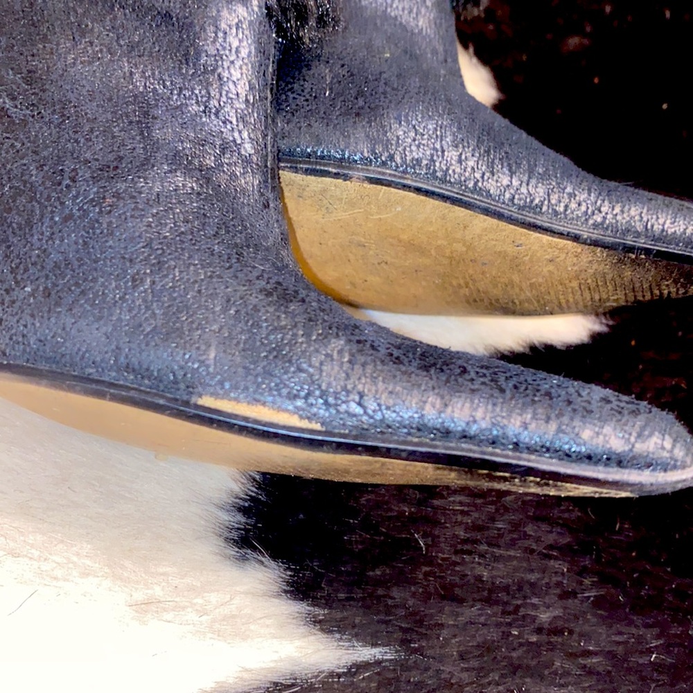 Booties - Picture 6 of 7